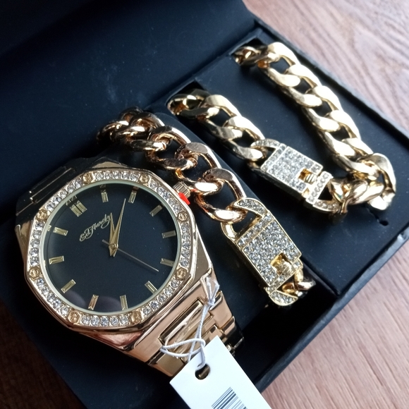 Ed Hardy Men's Gold Tone Metal Alloy Cuban Chain, Bracelet & Watch Gift Set - Picture 4 of 9